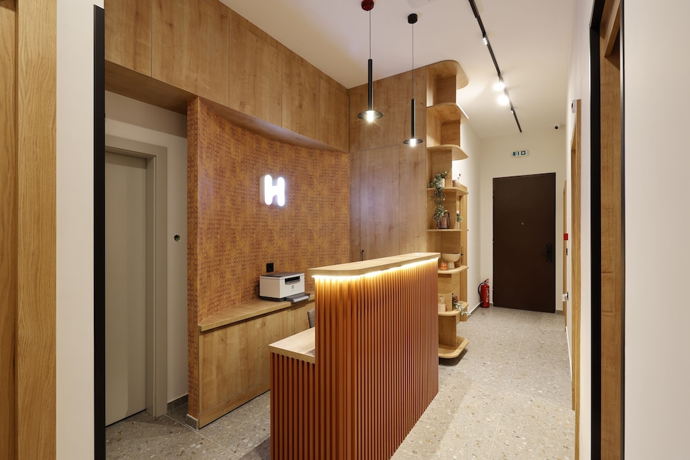 hop inn rooms and suites belgrade