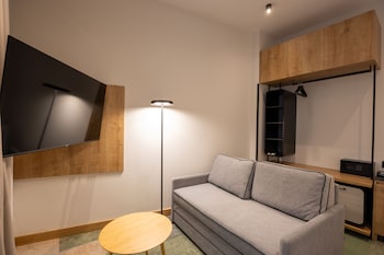 hop inn rooms and suites belgrade