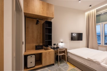 hop inn rooms and suites belgrade