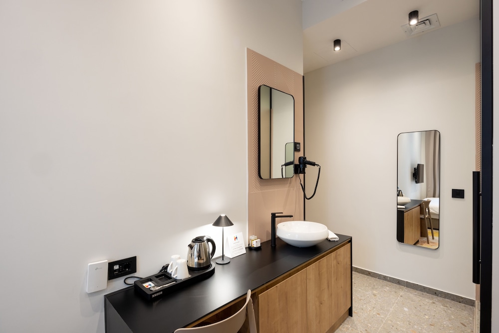 hop inn rooms and suites belgrade