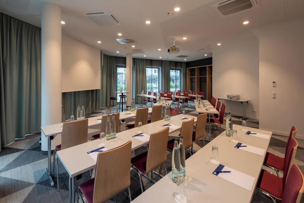 holiday inn express heilbronn an ihg hotel