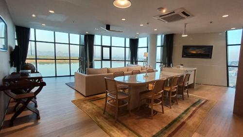 nakarach hotel nakhon phanom