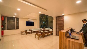 one earth wonder clif udaipur