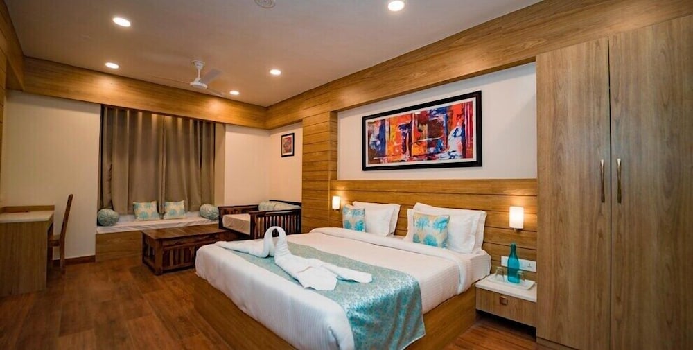 one earth wonder clif udaipur