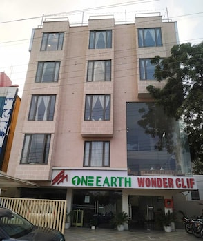 One Earth Wonder Clif Udaipur,India>>Udaipur,3 star