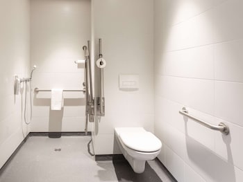 ibis budget madrid aeropuerto