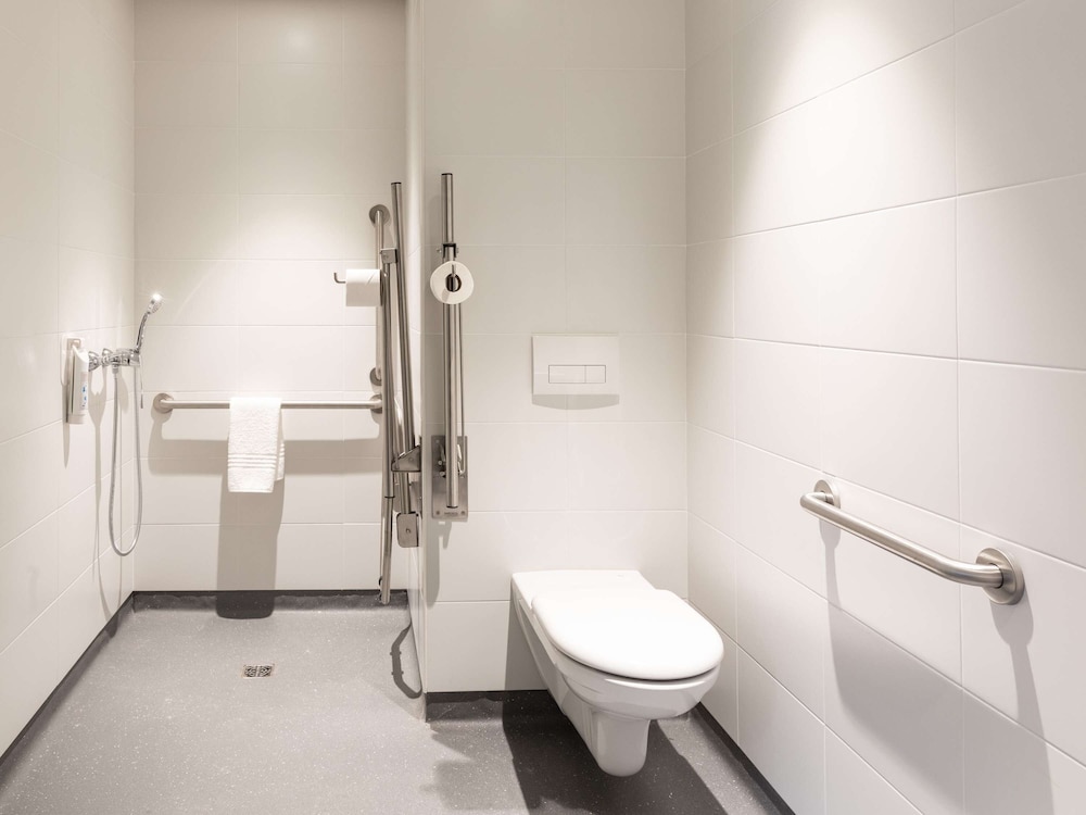 ibis budget madrid aeropuerto