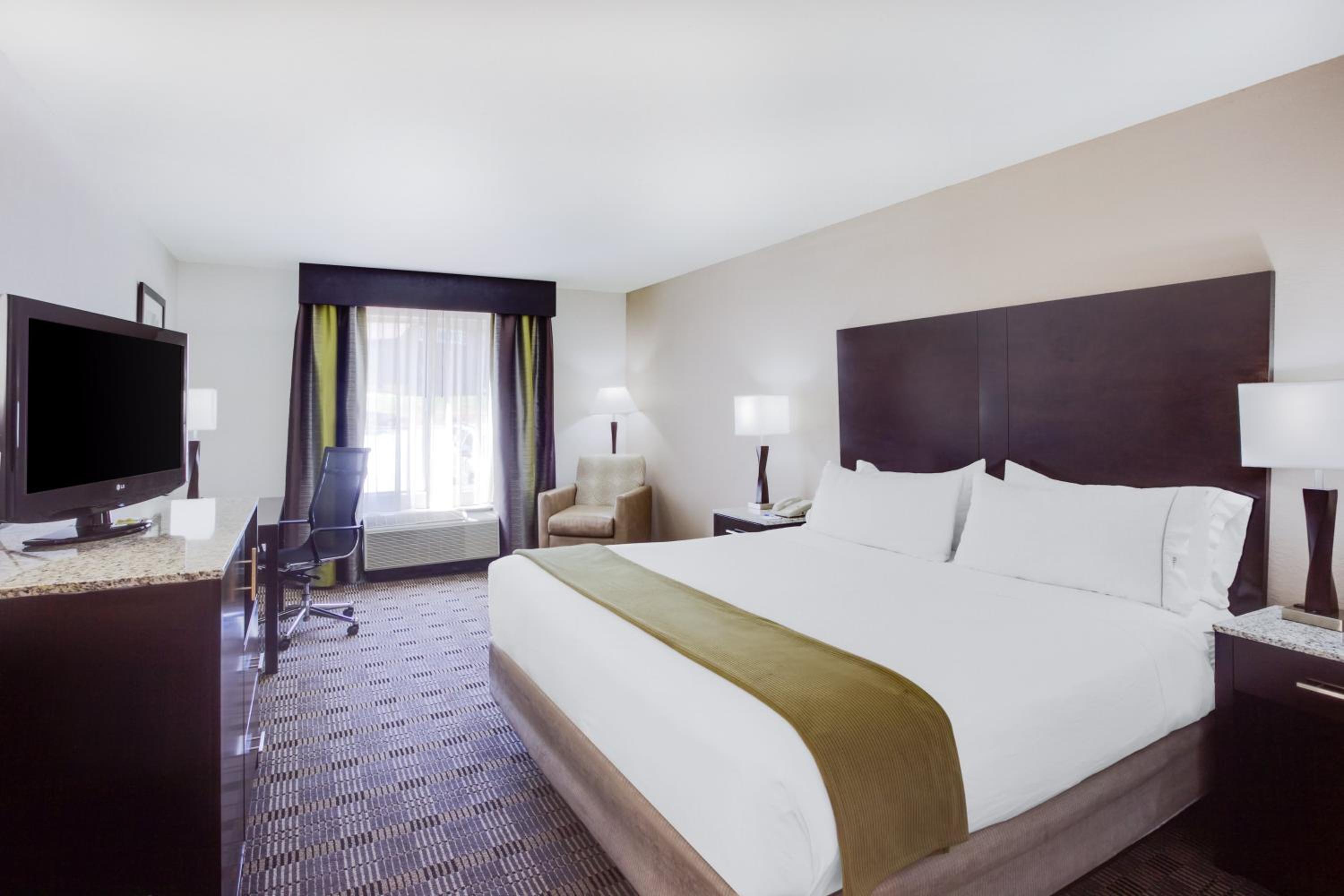 holiday inn express hotel and suites mebane by ihg