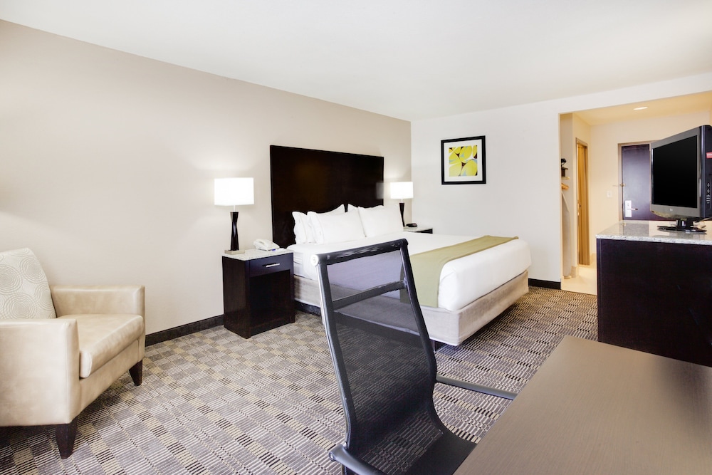 holiday inn express hotel and suites mebane by ihg