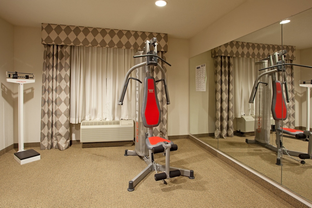holiday inn express hotel and suites mebane by ihg