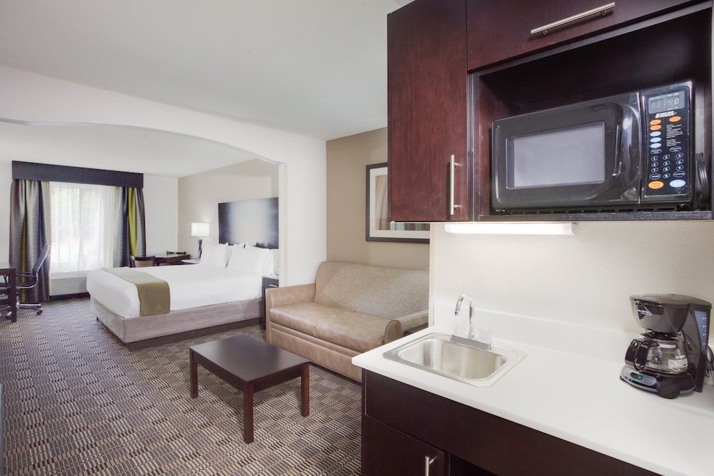 holiday inn express hotel and suites mebane by ihg