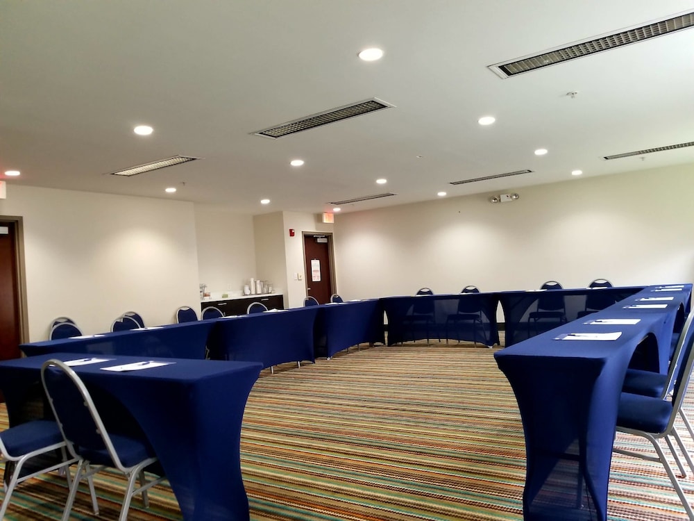 holiday inn express hotel and suites mebane by ihg