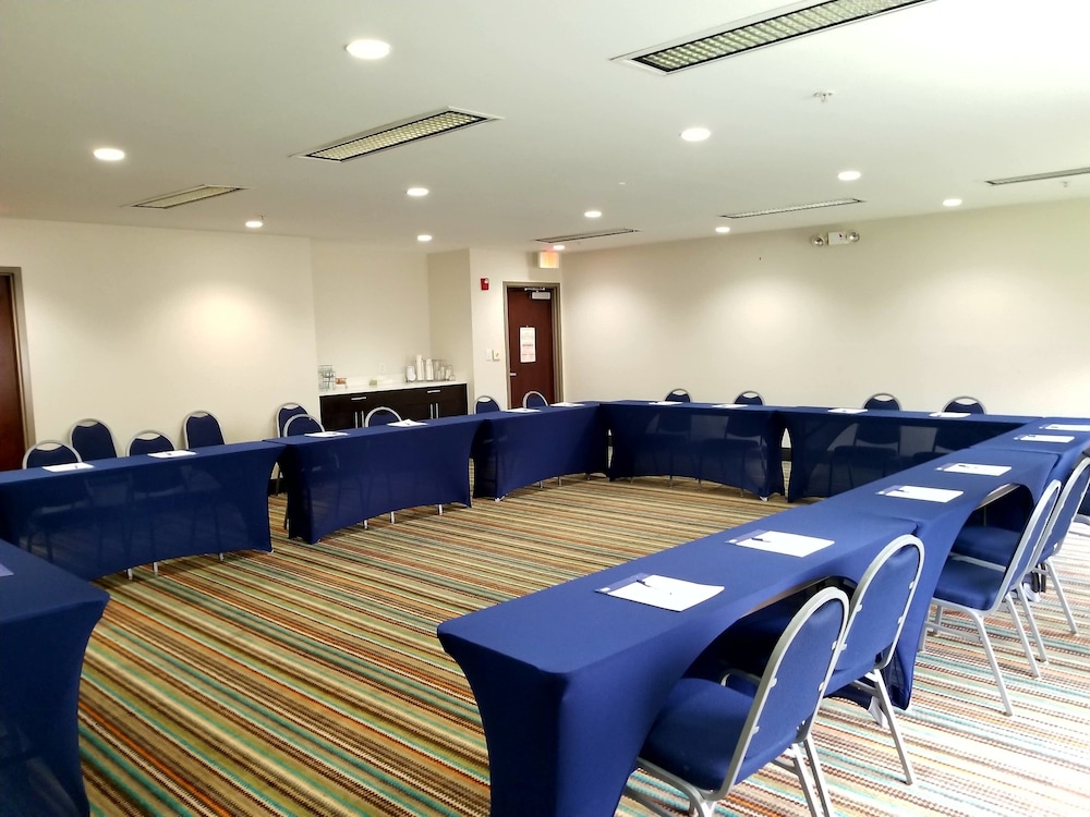 holiday inn express hotel and suites mebane by ihg