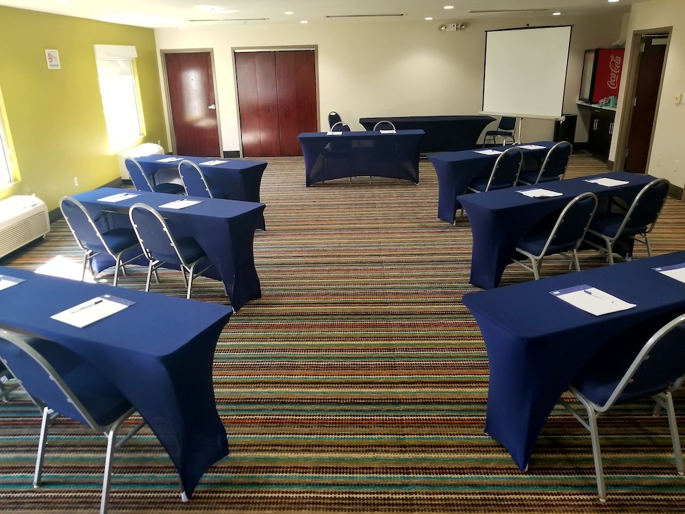 holiday inn express hotel and suites mebane by ihg
