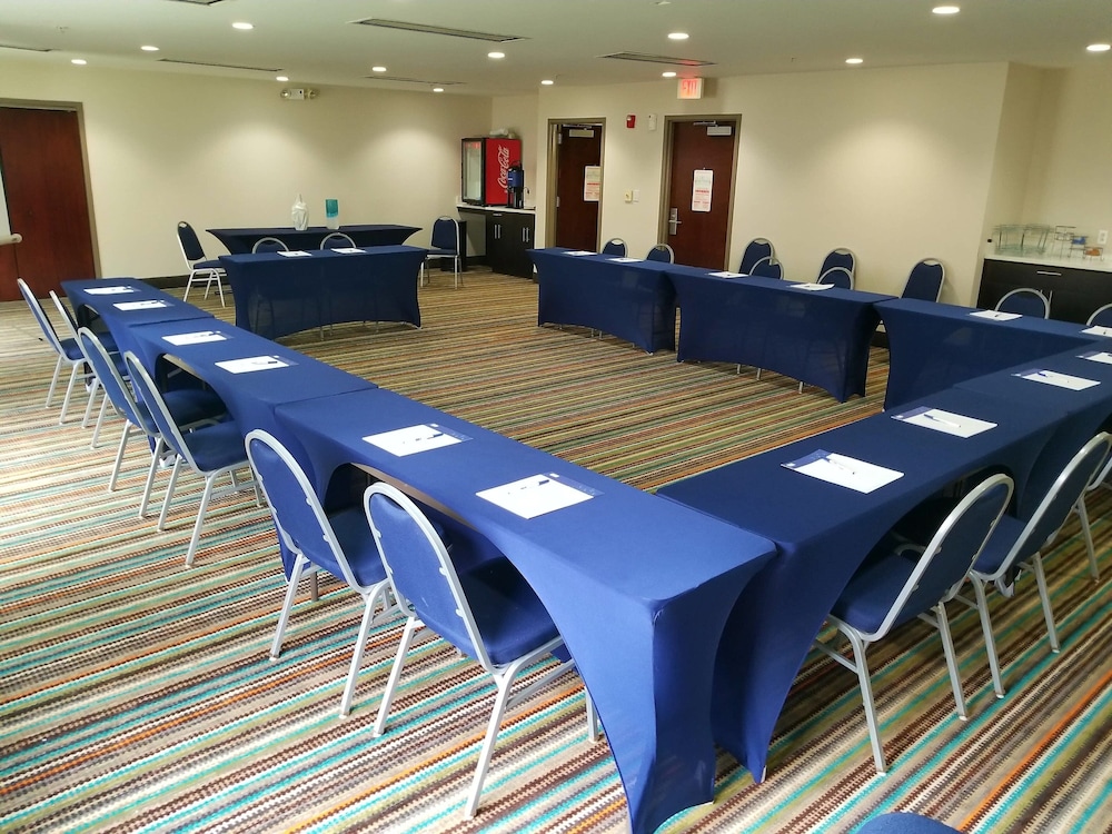 holiday inn express hotel and suites mebane by ihg
