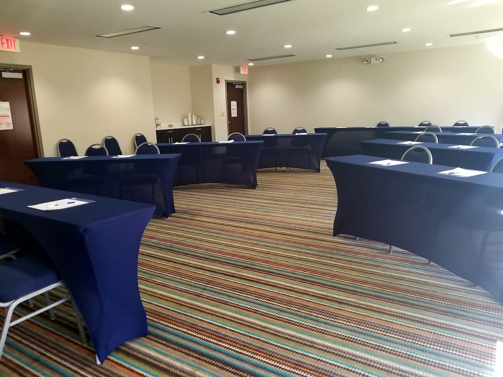 holiday inn express hotel and suites mebane by ihg