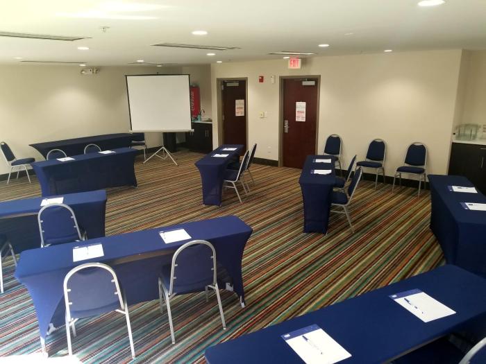 holiday inn express hotel and suites mebane by ihg