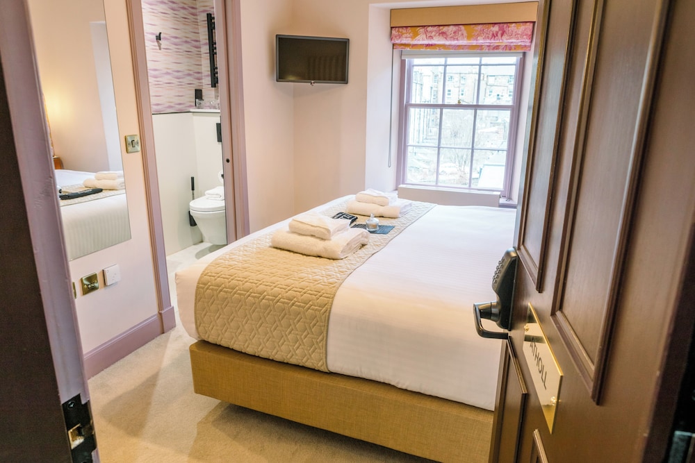 eleven stafford street townhouse