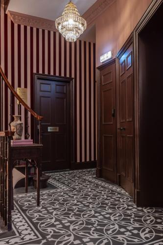 eleven stafford street townhouse