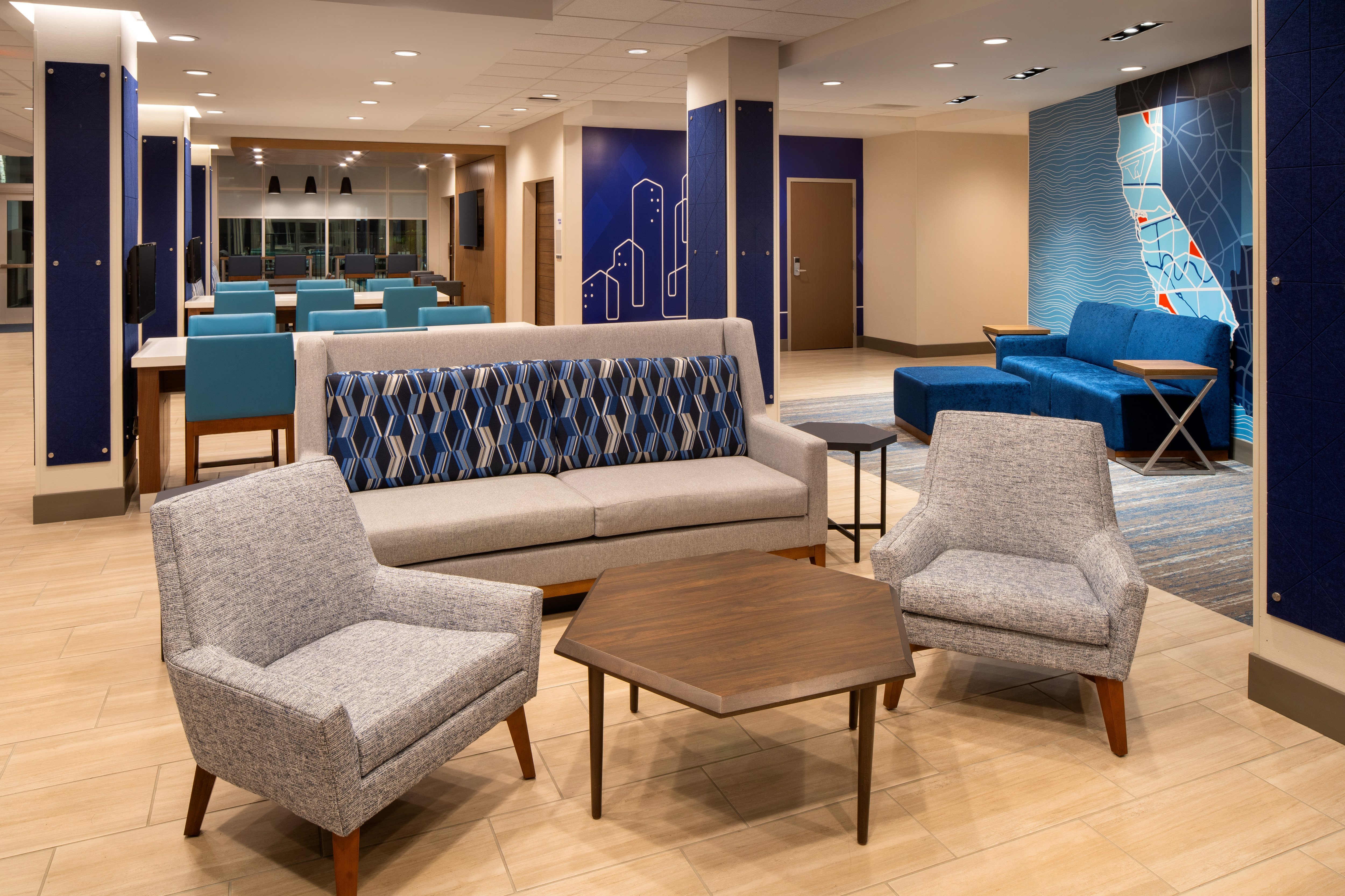 holiday inn express and suites fresno airport an ihg hotel