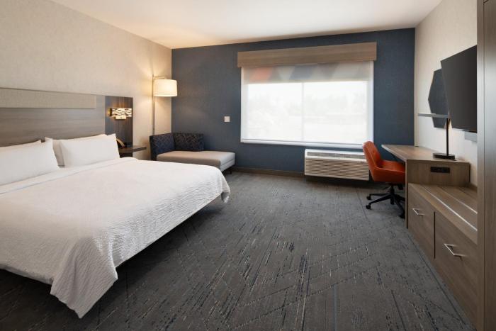 holiday inn express and suites fresno airport an ihg hotel