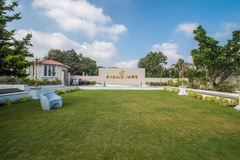 csr landmark resorts