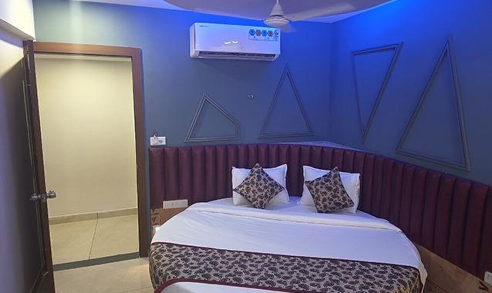 hotel jay villa grand