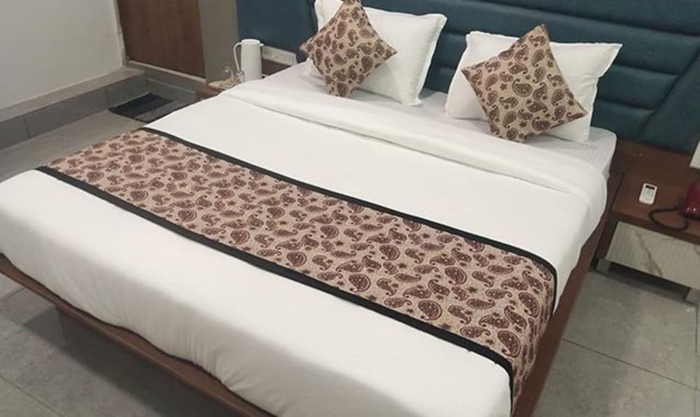 hotel jay villa grand