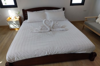 it my life cafe x camp