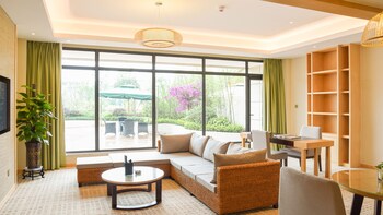 intercontinental heilong lake by ihg