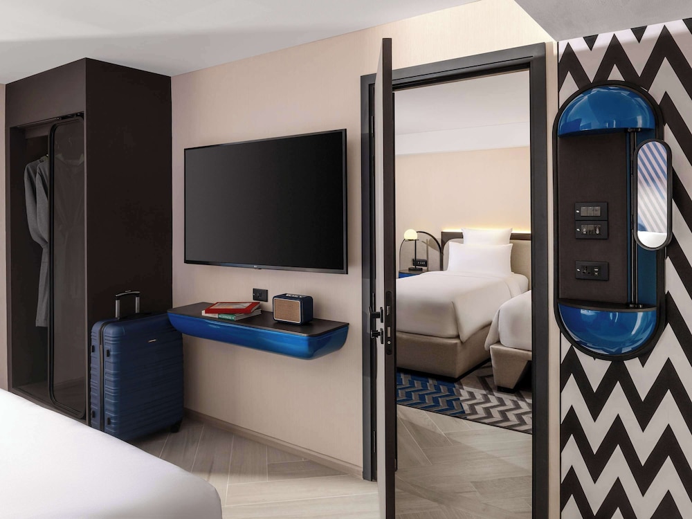 tribe living bangkok sukhumvit 39
