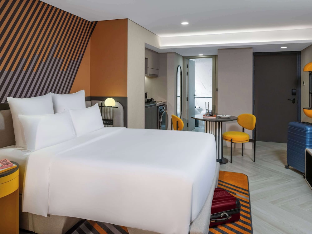 tribe living bangkok sukhumvit 39
