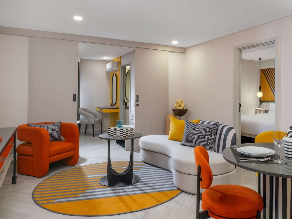 tribe living bangkok sukhumvit 39