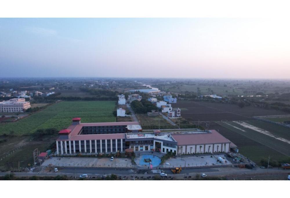 mansa club and resort