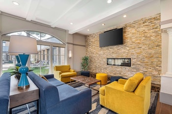mainstay suites msp airport mall of america