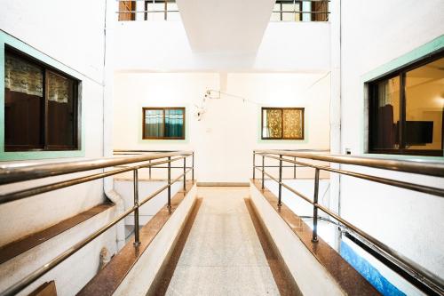 springfield family apartment