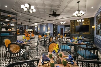 the secret halong hotel