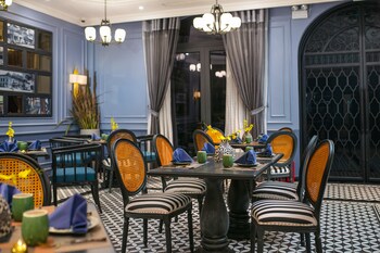 the secret halong hotel