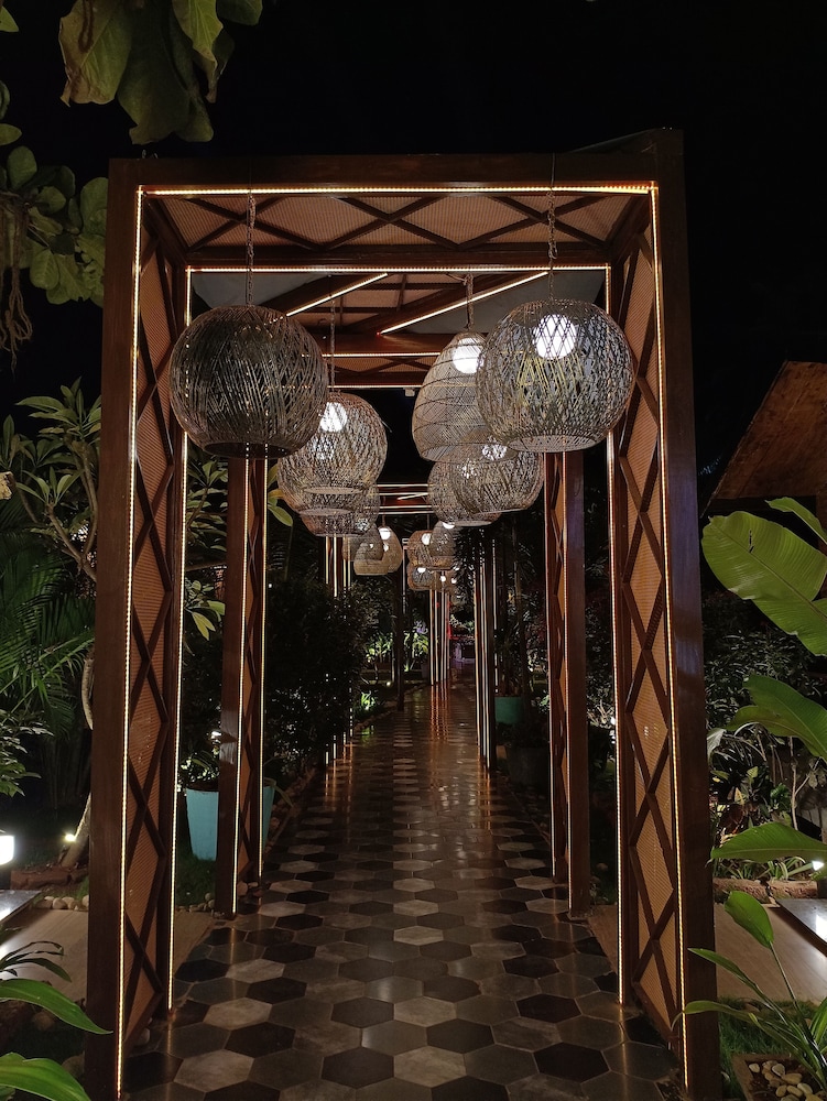 just b boutique hotel