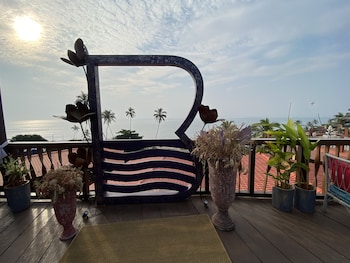 just b boutique hotel