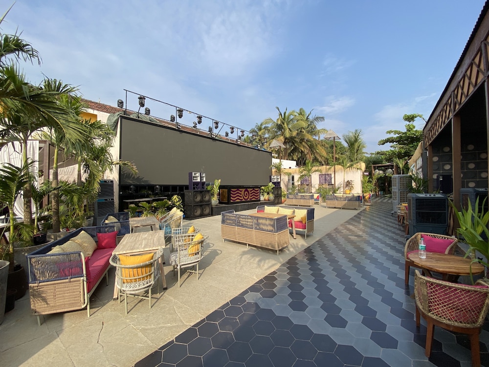 just b boutique hotel