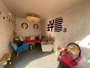 just b boutique hotel