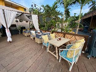just b boutique hotel