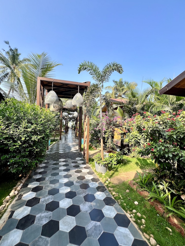just b boutique hotel