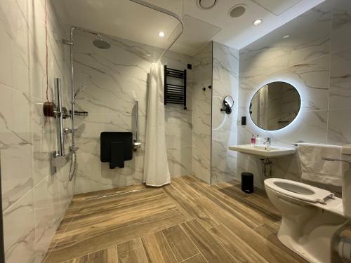 tynecastle park hotel