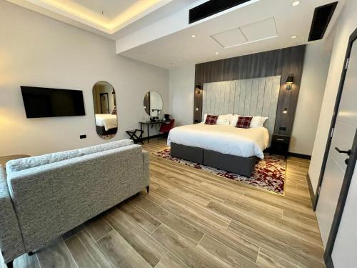 tynecastle park hotel