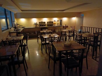 rayan hotel suites