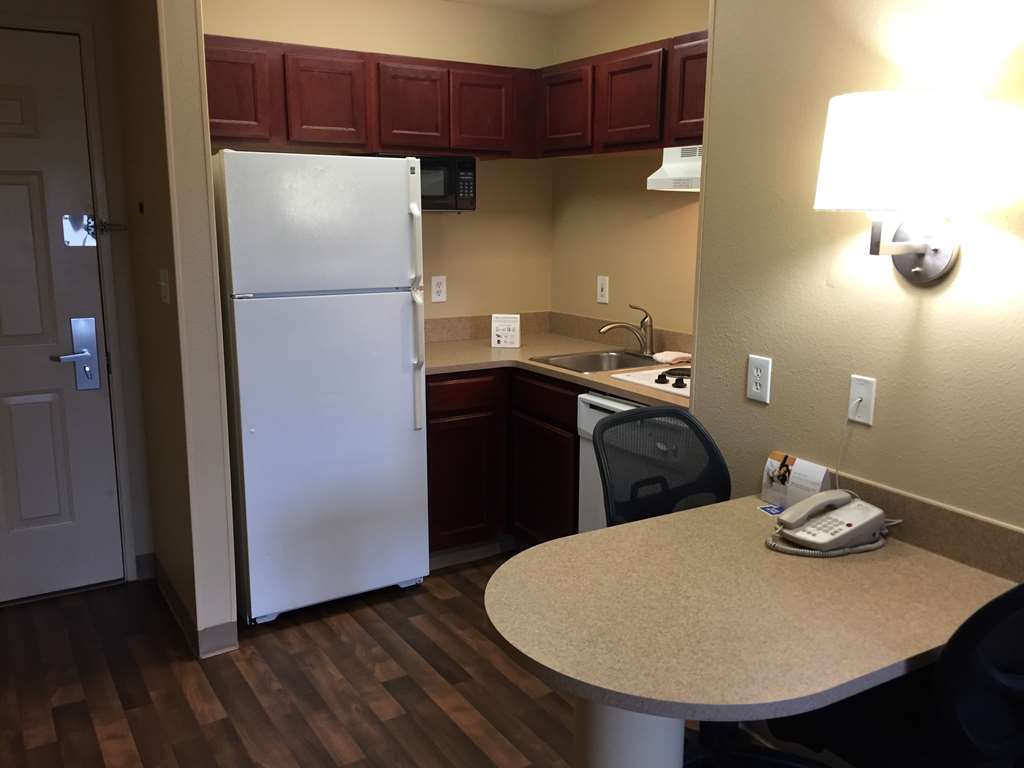 extended stay america suites memphis wolfchase galleria