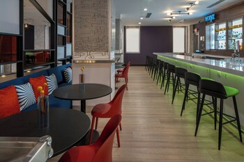 aloft memphis downtown