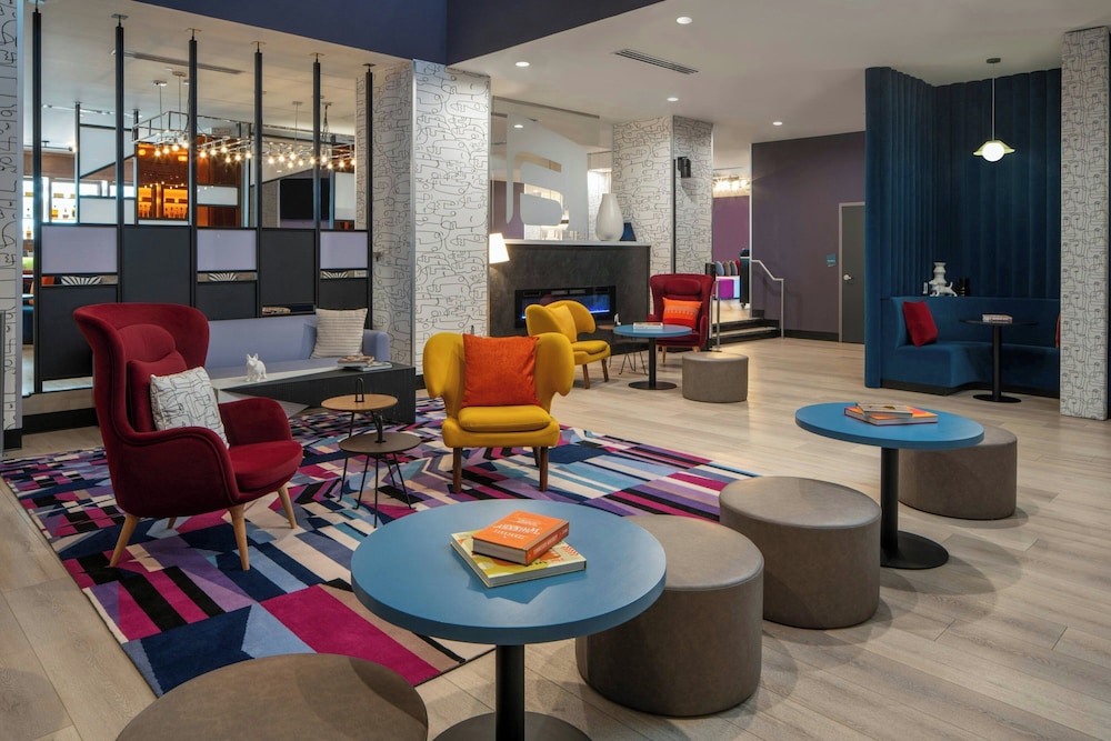 aloft memphis downtown